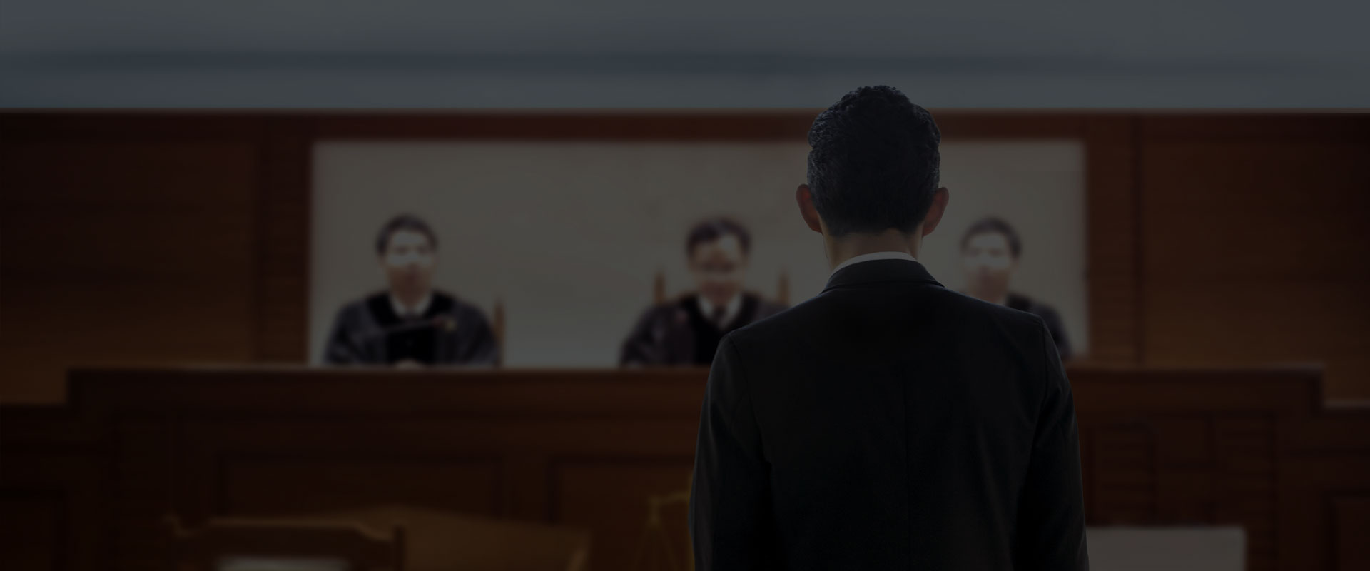 Se défendre sans avocat